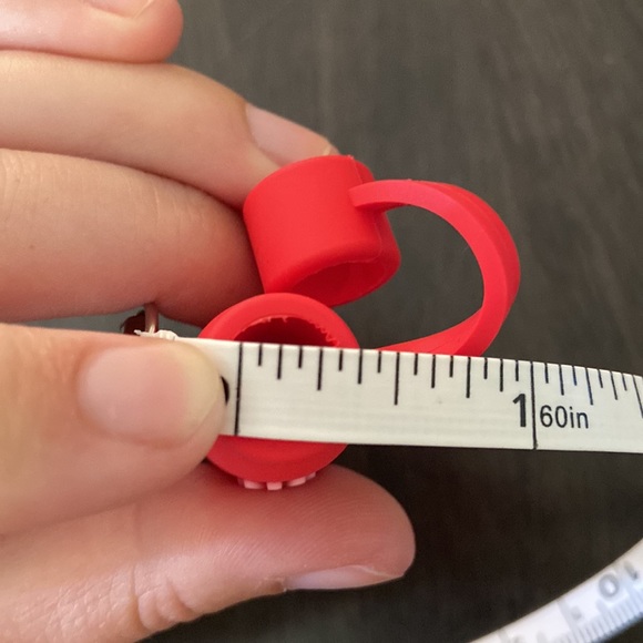 SHEIN red silicone straw cover cap for Stanley Cup. Straw topper. One size. - Picture 10 of 11